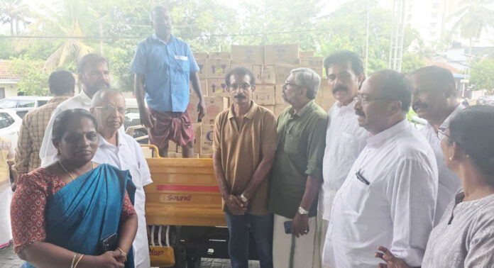 തിരുവല്ലയിൽ അടച്ചുപൂട്ടിയ ബീവറേജ് ഔട്ട്ലെറ്റ് വീണ്ടും തുറക്കാൻ നീക്കം ; വര്ഗീസ് മാമ്മന് എം.എൽ.എയുടെ നേത്രുത്വത്തില് അടപ്പിച്ചു തിരുവല്ലയിൽ അടച്ചുപൂട്ടിയ ബീവറേജ് ഔട്ട്ലെറ്റ് വീണ്ടും തുറക്കാൻ നീക്കം ; വര്ഗീസ് മാമ്മന് എം.എൽ.എയുടെ നേത്രുത്വത്തില് അടപ്പിച്ചു