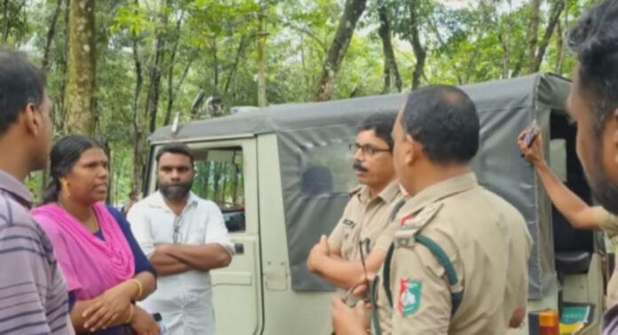 കൂടല് കാരയ്ക്കാക്കുഴിയില് വനം വകുപ്പ് സ്ഥാപിച്ച ക്യാമറയില് പുലിയുടെ ദൃശ്യങ്ങള് ; ഡ്രോണ് നിരീക്ഷണം ശക്തമാക്കി വനം വകുപ്പ് കൂടല് കാരയ്ക്കാക്കുഴിയില് വനം വകുപ്പ് സ്ഥാപിച്ച ക്യാമറയില് പുലിയുടെ ദൃശ്യങ്ങള് ; ഡ്രോണ് നിരീക്ഷണം ശക്തമാക്കി വനം വകുപ്പ്
