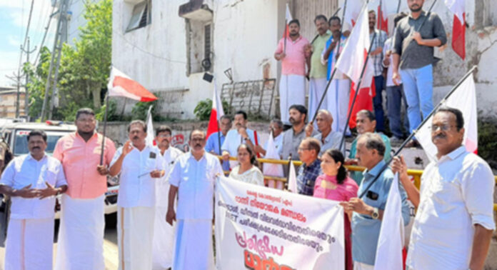കേന്ദ്ര സര്ക്കാരിന്റെ ജനദ്രോഹ നയങ്ങൾക്കെതിരെ കേരള കോൺഗ്രസ് (എം) റാന്നി നിയോജക മണ്ഡലം കമ്മിറ്റി പ്രതിഷേധ ധർണ്ണയും മാർച്ചും നടത്തി കേന്ദ്ര സര്ക്കാരിന്റെ ജനദ്രോഹ നയങ്ങൾക്കെതിരെ കേരള കോൺഗ്രസ് (എം) റാന്നി നിയോജക മണ്ഡലം കമ്മിറ്റി പ്രതിഷേധ ധർണ്ണയും മാർച്ചും നടത്തി