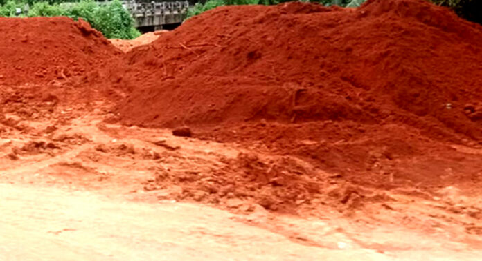 ആറന്മുളയിലെ വ്യാപകമായ മലയിടിക്കലിനെതിരെ അടിയന്തിര നടപടി സ്വീകരിക്കണം : പത്തനംതിട്ട ഡി.സി.സി ആറന്മുളയിലെ വ്യാപകമായ മലയിടിക്കലിനെതിരെ അടിയന്തിര നടപടി സ്വീകരിക്കണം : പത്തനംതിട്ട ഡി.സി.സി