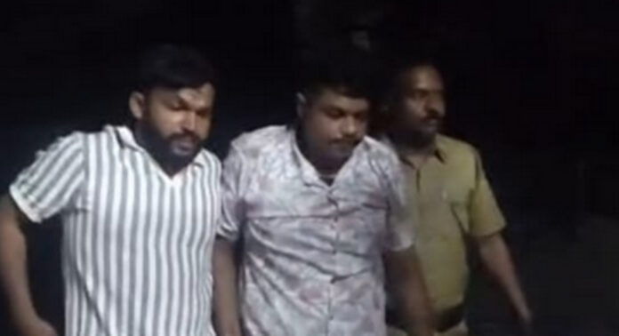 തിരുവല്ലയിൽ എം.ഡി.എം.എ യുമായി രണ്ട് യുവാക്കൾ അറസ്റ്റിൽ തിരുവല്ലയിൽ എം.ഡി.എം.എ യുമായി രണ്ട് യുവാക്കൾ അറസ്റ്റിൽ