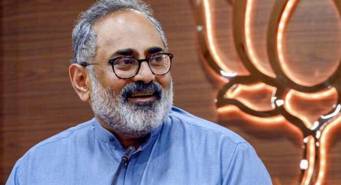 ബിജെപിയിൽ ആഭ്യന്തര കലഹം രൂക്ഷം ; രാജീവ് ചന്ദ്രശേഖറിനെതിരെ കോർ കമ്മിറ്റിയിൽ കടുത്ത വിമർശനം ബിജെപിയിൽ ആഭ്യന്തര കലഹം രൂക്ഷം ; രാജീവ് ചന്ദ്രശേഖറിനെതിരെ കോർ കമ്മിറ്റിയിൽ കടുത്ത വിമർശനം