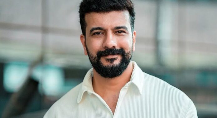 പാലക്കാടിന്റെ വികസനത്തിനായി സിനിമ ഉപേക്ഷിക്കുന്നു ; ജനങ്ങൾക്കൊപ്പം ഇനി മുഴുവൻ സമയവും ഉണ്ടാകുമെന്ന് രമേശ് പിഷാരടി പാലക്കാടിന്റെ വികസനത്തിനായി സിനിമ ഉപേക്ഷിക്കുന്നു ; ജനങ്ങൾക്കൊപ്പം ഇനി മുഴുവൻ സമയവും ഉണ്ടാകുമെന്ന് രമേശ് പിഷാരടി