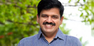 പാർട്ടി ഫണ്ട് തട്ടിപ്പ് ആരോപണത്തിൽ സംസ്ഥാനത്തെ ബിജെപി നേതാക്കളെ പരിഹസിച്ച് സന്ദീപ് വാര്യർ