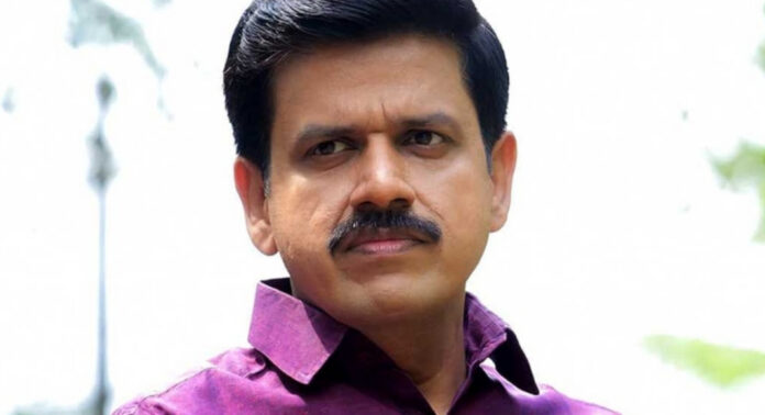 സന്ദീപ് വാര്യരുടെ റോഡ് ഷോക്കിടെ സംഘർഷം ; യുഡിഎഫ് പ്രവർത്തകർക്ക് പരിക്ക് സന്ദീപ് വാര്യരുടെ റോഡ് ഷോക്കിടെ സംഘർഷം ; യുഡിഎഫ് പ്രവർത്തകർക്ക് പരിക്ക്