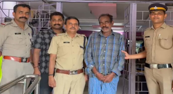 അന്തർസംസ്ഥാന മോഷ്ടാവ് നടരാജൻ ഷൊർണൂർ പോലീസിന്റെ പിടിയിൽ അന്തർസംസ്ഥാന മോഷ്ടാവ് നടരാജൻ ഷൊർണൂർ പോലീസിന്റെ പിടിയിൽ