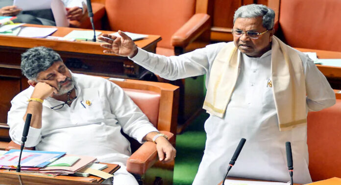 ഒന്നിലധികം ഉപമുഖ്യമന്ത്രി സ്ഥാനം ലക്ഷ്യമിട്ട് സിദ്ധരാമയ്യ ; ശിവകുമാര് വഴങ്ങാന് സാധ്യതയില്ല ഒന്നിലധികം ഉപമുഖ്യമന്ത്രി സ്ഥാനം ലക്ഷ്യമിട്ട് സിദ്ധരാമയ്യ ; ശിവകുമാര് വഴങ്ങാന് സാധ്യതയില്ല