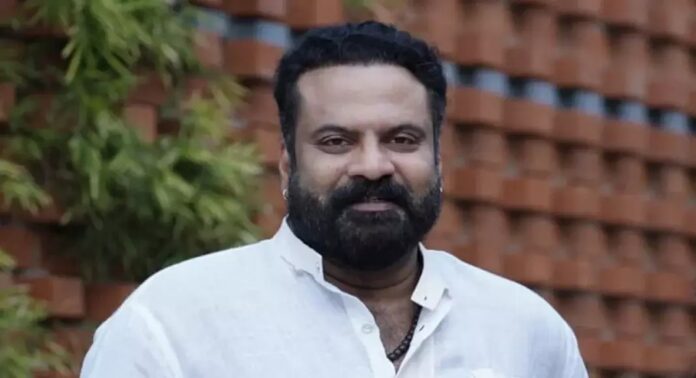 ടിനി ടോമിനെതിരായ അൻസിബയുടെ പരാതി ചർച്ച ചെയ്യാതെ അമ്മ എക്സിക്യൂട്ടീവ് യോഗം ടിനി ടോമിനെതിരായ അൻസിബയുടെ പരാതി ചർച്ച ചെയ്യാതെ അമ്മ എക്സിക്യൂട്ടീവ് യോഗം