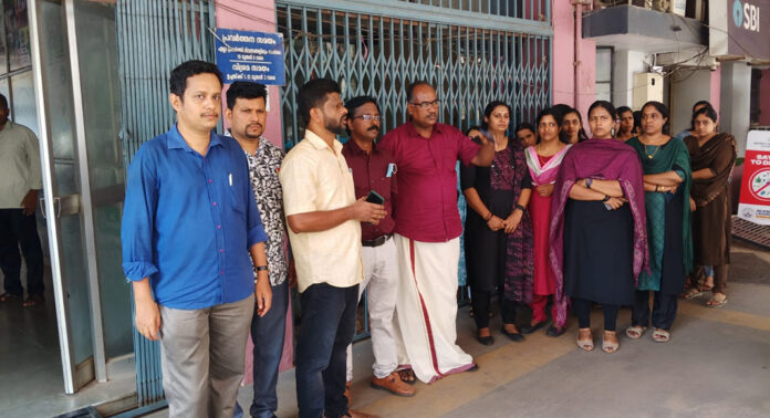 വാണിജ്യ സിലിണ്ടർ വില വർദ്ധന : കളക്ടറേറ്റിലും താലൂക്ക് കേന്ദ്രങ്ങളിലും ജോയിന്റ് കൗൺസിൽ പ്രതിഷേധ സംഗമം വാണിജ്യ സിലിണ്ടർ വില വർദ്ധന : കളക്ടറേറ്റിലും താലൂക്ക് കേന്ദ്രങ്ങളിലും ജോയിന്റ് കൗൺസിൽ പ്രതിഷേധ സംഗമം