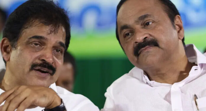 കെസി ദില്ലിയിലെ വീട്ടിൽ തന്നെ ; വിഡി മകൾക്കൊപ്പം തിരുവനന്തപുരത്തേക്ക് ; സസ്പെൻസ് തുടരുന്നു കെസി ദില്ലിയിലെ വീട്ടിൽ തന്നെ ; വിഡി മകൾക്കൊപ്പം തിരുവനന്തപുരത്തേക്ക് ; സസ്പെൻസ് തുടരുന്നു
