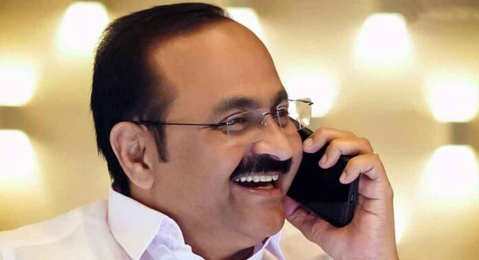 സിൽവർ ലൈൻ പദ്ധതിക്ക് പകരം അതിവേഗ റെയിൽ പാത നടപ്പാക്കാൻ ഒരുങ്ങുകയാണ് വിഡി സതീശൻ്റെ നേതൃത്വത്തിലുള്ള യുഡിഎഫ് സർക്കാർ സിൽവർ ലൈൻ പദ്ധതിക്ക് പകരം അതിവേഗ റെയിൽ പാത നടപ്പാക്കാൻ ഒരുങ്ങുകയാണ് വിഡി സതീശൻ്റെ നേതൃത്വത്തിലുള്ള യുഡിഎഫ് സർക്കാർ