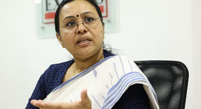 പത്തനംതിട്ട സിപിഎമ്മിൽ വൻ പൊട്ടിത്തെറി : ‘നിർബന്ധിച്ച് മത്സരിപ്പിച്ചു’ , വെളിപ്പെടുത്തലുമായി വീണാ ജോർജ് പത്തനംതിട്ട സിപിഎമ്മിൽ വൻ പൊട്ടിത്തെറി : ‘നിർബന്ധിച്ച് മത്സരിപ്പിച്ചു’ , വെളിപ്പെടുത്തലുമായി വീണാ ജോർജ്