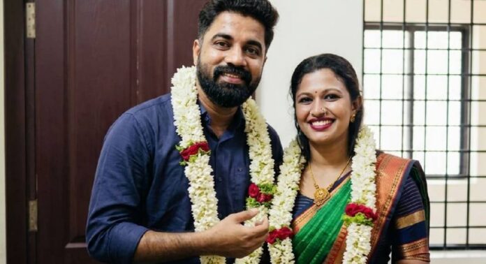 പി.എം. ആർഷോയും കെ.വിദ്യയും വിവാഹിതരായി പി.എം. ആർഷോയും കെ.വിദ്യയും വിവാഹിതരായി