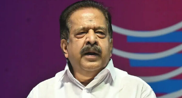 കേരളത്തിലേക്ക് മയക്കുമരുന്ന് എത്തിച്ച വിദേശികൾ വലയിൽ ; ഓപ്പറേഷൻ തൂഫാൻ വൻ വിജയമെന്ന് രമേശ് ചെന്നിത്തല കേരളത്തിലേക്ക് മയക്കുമരുന്ന് എത്തിച്ച വിദേശികൾ വലയിൽ ; ഓപ്പറേഷൻ തൂഫാൻ വൻ വിജയമെന്ന് രമേശ് ചെന്നിത്തല