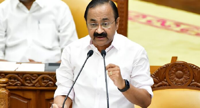 ഓഹരി കൈമാറ്റ നീക്കം ; അദാനി മാനേജ്മെന്റിനെ നേരിട്ട് അതൃപ്തി അറിയിച്ച് മുഖ്യമന്ത്രി ഓഹരി കൈമാറ്റ നീക്കം ; അദാനി മാനേജ്മെന്റിനെ നേരിട്ട് അതൃപ്തി അറിയിച്ച് മുഖ്യമന്ത്രി
