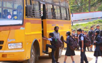 കനത്ത മഴ ; കോഴിക്കോട് ജില്ലയിലെ ഒരു പഞ്ചായത്തിൽ മുഴുവൻ വിദ്യാഭ്യാസ സ്ഥാപനങ്ങൾക്കും അവധി