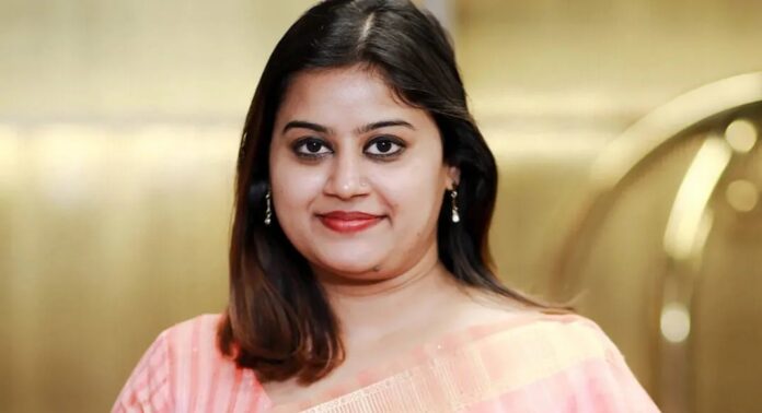 നടി ലക്ഷ്മി പ്രിയയ്ക്കെതിരെ ക്രിമിനൽ നടപടിപ്രകാരം കേസെടുക്കണമെന്ന് ആവശ്യപ്പെട്ട് നടി അൻസിബ നടി ലക്ഷ്മി പ്രിയയ്ക്കെതിരെ ക്രിമിനൽ നടപടിപ്രകാരം കേസെടുക്കണമെന്ന് ആവശ്യപ്പെട്ട് നടി അൻസിബ
