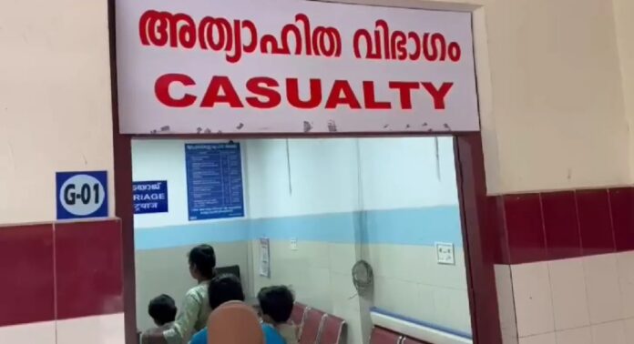 അട്ടപ്പാടിയിൽ അബദ്ധത്തിൽ വിഷക്കായ കഴിച്ച രണ്ട് കുട്ടികൾ ആശുപത്രിയിൽ അട്ടപ്പാടിയിൽ അബദ്ധത്തിൽ വിഷക്കായ കഴിച്ച രണ്ട് കുട്ടികൾ ആശുപത്രിയിൽ