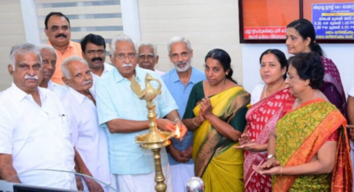 തിരുവല്ല ഈസ്റ്റ് കോ ഓപ്പറേറ്റീവ് ബാങ്ക് വായ്പൂര് ബ്രാഞ്ച് ഉത്ഘാടനം ചെയ്തു തിരുവല്ല ഈസ്റ്റ് കോ ഓപ്പറേറ്റീവ് ബാങ്ക് വായ്പൂര് ബ്രാഞ്ച് ഉത്ഘാടനം ചെയ്തു