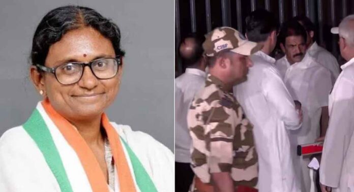 കോൺഗ്രസ് സ്ഥാനാർഥി മീനാക്ഷി നടരാജന്റെ പത്രിക തള്ളിയതിൽ കോൺഗ്രസ് പ്രതിഷേധം കോൺഗ്രസ് സ്ഥാനാർഥി മീനാക്ഷി നടരാജന്റെ പത്രിക തള്ളിയതിൽ കോൺഗ്രസ് പ്രതിഷേധം