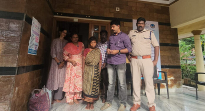 വഴി തെറ്റി അലഞ്ഞ ആസ്സാം സ്വദേശിനിയെ പന്തളം ജനമൈത്രി പോലീസ് അഭയകേന്ദ്രത്തിലെത്തിച്ചു വഴി തെറ്റി അലഞ്ഞ ആസ്സാം സ്വദേശിനിയെ പന്തളം ജനമൈത്രി പോലീസ് അഭയകേന്ദ്രത്തിലെത്തിച്ചു