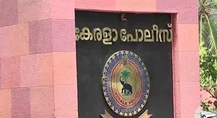 പോലീസിൽ വൻ അഴിച്ച് പണി ; സംസ്ഥാനത്ത് എസ്എച്ച്ഒ സംവിധാനം ഇനി 64 സ്റ്റേഷനുകളിൽ മാത്രം പോലീസിൽ വൻ അഴിച്ച് പണി ; സംസ്ഥാനത്ത് എസ്എച്ച്ഒ സംവിധാനം ഇനി 64 സ്റ്റേഷനുകളിൽ മാത്രം
