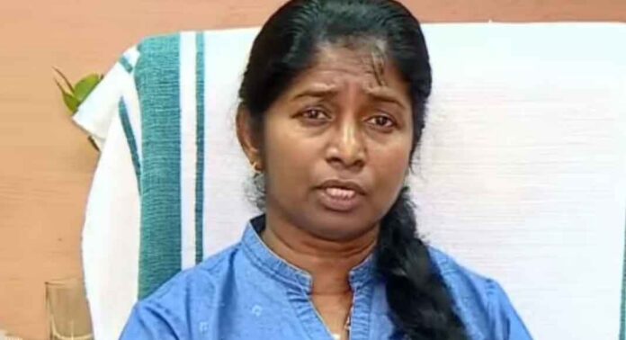 ഡിഎച്ച്എസ് സ്ഥലംമാറ്റം : ആരോഗ്യവകുപ്പിന് കനത്ത തിരിച്ചടി ഡിഎച്ച്എസ് സ്ഥലംമാറ്റം : ആരോഗ്യവകുപ്പിന് കനത്ത തിരിച്ചടി