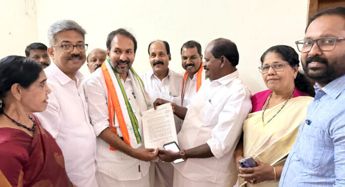 പത്തനംതിട്ട ജില്ലയെ ടൂറിസം ഹബ് ആക്കി മാറ്റണം : ടൂറിസം വകുപ്പ് മന്ത്രി പി.സി.വിഷ്ണുനാഥിന് പത്തനംതിട്ട ഡി.സി.സി നിവേദനം നല്കി പത്തനംതിട്ട ജില്ലയെ ടൂറിസം ഹബ് ആക്കി മാറ്റണം : ടൂറിസം വകുപ്പ് മന്ത്രി പി.സി.വിഷ്ണുനാഥിന് പത്തനംതിട്ട ഡി.സി.സി നിവേദനം നല്കി