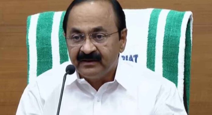 പിഎം ശ്രീയിൽ തുടരാൻ കേരളം ; കരാർ വ്യവസ്ഥയിൽ ഇളവ് തേടുമെന്ന് മുഖ്യമന്ത്രി പിഎം ശ്രീയിൽ തുടരാൻ കേരളം ; കരാർ വ്യവസ്ഥയിൽ ഇളവ് തേടുമെന്ന് മുഖ്യമന്ത്രി