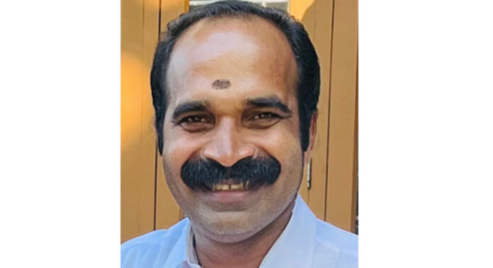 കോന്നി സ്വദേശി പി.എസ് വിനോദ് കുമാര് എന്.ജി.ഓ അസോസിയേഷന് സംസ്ഥാന വൈസ് പ്രസിഡന്റ് കോന്നി സ്വദേശി പി.എസ് വിനോദ് കുമാര് എന്.ജി.ഓ അസോസിയേഷന് സംസ്ഥാന വൈസ് പ്രസിഡന്റ്