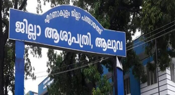 ആലുവയിൽ മൂന്ന് മാസം പ്രായമുള്ള കുഞ്ഞിന് പാരസെറ്റമോൾ ഓവർഡോസ് നൽകിയ ഡോക്ടർക്കെതിരെ കേസ് ആലുവയിൽ മൂന്ന് മാസം പ്രായമുള്ള കുഞ്ഞിന് പാരസെറ്റമോൾ ഓവർഡോസ് നൽകിയ ഡോക്ടർക്കെതിരെ കേസ്