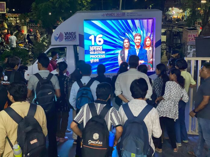 വന്ദേ ഭാരതം പദ്ധതിക്ക് മികച്ച പ്രതികരണം വന്ദേ ഭാരതം പദ്ധതിക്ക് മികച്ച പ്രതികരണം