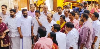 റാന്നി വൺവേ പാലം നിർമ്മാണം പുനരാരംഭിച്ചു ; പഴകുളം മധു എം.എൽ.എയുടെ നേതൃത്വത്തിൽ ജനപ്രതിനിധികൾ സ്ഥലം സന്ദർശിച്ചു