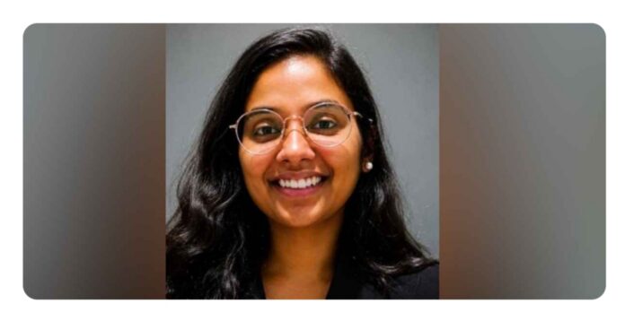 ക്ഷേത്രത്തിൽ നഗ്നയായി എത്തി വിഗ്രഹവുമായി കുളത്തിൽ ചാടി; ഹൈദരാബാദിൽ യുവതി ജീവനൊടുക്കിയതിൽ ദുരൂഹത ക്ഷേത്രത്തിൽ നഗ്നയായി എത്തി വിഗ്രഹവുമായി കുളത്തിൽ ചാടി; ഹൈദരാബാദിൽ യുവതി ജീവനൊടുക്കിയതിൽ ദുരൂഹത