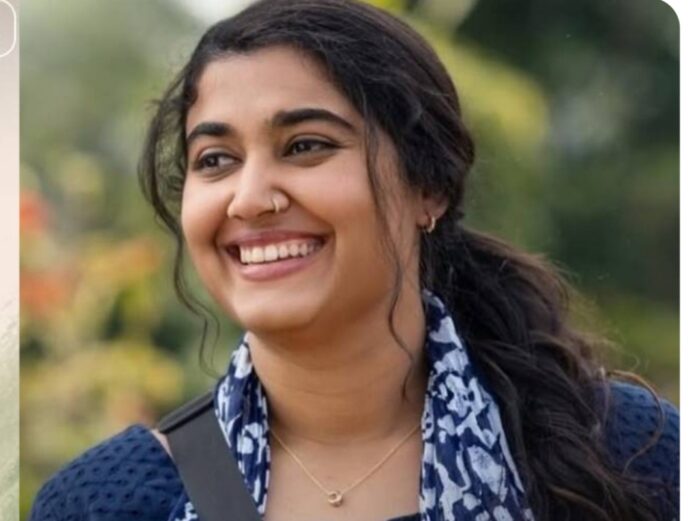 വിദ്യാർത്ഥി പ്രക്ഷോഭത്തിന് നേരെ പോലീസ് അതിക്രമം; ശക്തമായ പ്രതികരണവുമായി മോഹൻലാലിന്റെ മകൾ വിസ്മയ വിദ്യാർത്ഥി പ്രക്ഷോഭത്തിന് നേരെ പോലീസ് അതിക്രമം; ശക്തമായ പ്രതികരണവുമായി മോഹൻലാലിന്റെ മകൾ വിസ്മയ