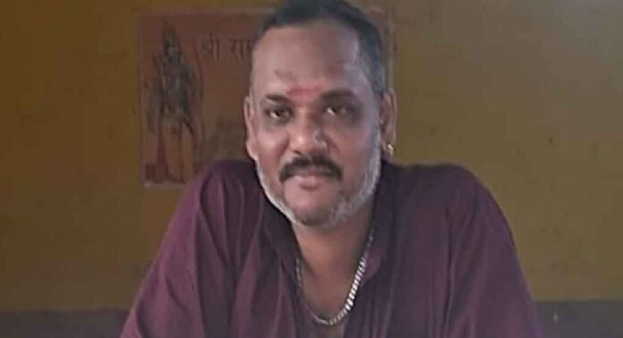 പാളയത്ത് യുവാവിനെ വീടിനുള്ളിൽ മരിച്ച നിലയിൽ കണ്ടെത്തിയ സംഭവം കൊലപാതകം പാളയത്ത് യുവാവിനെ വീടിനുള്ളിൽ മരിച്ച നിലയിൽ കണ്ടെത്തിയ സംഭവം കൊലപാതകം