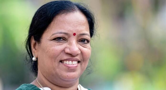 ആദിവാസി ഊരുകളുടെ പേര് മാറ്റി ’ഉന്നതി’ എന്നാക്കിയ നടപടി സർക്കാർ തിരുത്തുമെന്ന് മന്ത്രി കെ.എ തുളസി ആദിവാസി ഊരുകളുടെ പേര് മാറ്റി ’ഉന്നതി’ എന്നാക്കിയ നടപടി സർക്കാർ തിരുത്തുമെന്ന് മന്ത്രി കെ.എ തുളസി