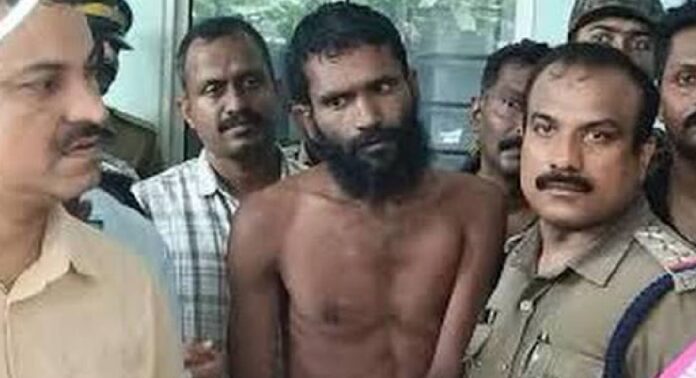 കുപ്രസിദ്ധ കുറ്റവാളി ഗോവിന്ദച്ചാമി ജയില് ചാടിയതില് ഗുരുതര സുരക്ഷാവീഴ്ചയെന്ന് അന്വേഷണ കമ്മീഷന് കുപ്രസിദ്ധ കുറ്റവാളി ഗോവിന്ദച്ചാമി ജയില് ചാടിയതില് ഗുരുതര സുരക്ഷാവീഴ്ചയെന്ന് അന്വേഷണ കമ്മീഷന്