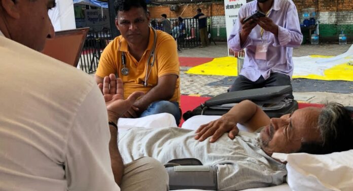 ജന്തർ മന്തറിൽ നിരാഹാര സമരം തുടരുന്ന ആക്ടിവിസ്റ്റ് സോനം വാങ്ചുക്കിൻ്റെ ആരോഗ്യാവസ്ഥയിൽ ആശങ്കയറിയിച്ച് ഡൽഹി ഹൈക്കോടതിയിൽ ഹർജി ജന്തർ മന്തറിൽ നിരാഹാര സമരം തുടരുന്ന ആക്ടിവിസ്റ്റ് സോനം വാങ്ചുക്കിൻ്റെ ആരോഗ്യാവസ്ഥയിൽ ആശങ്കയറിയിച്ച് ഡൽഹി ഹൈക്കോടതിയിൽ ഹർജി