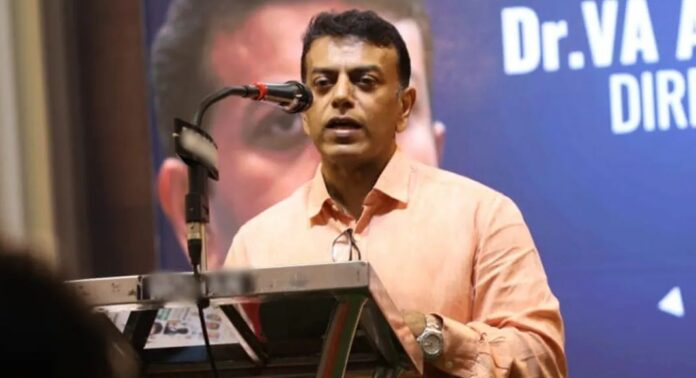 കള്ളാടി ദുരന്തം : അന്നത്തെ വി.എസിന്റെ ഇടപെടൽ ഓർമിപ്പിച്ച് വി.എ. അരുൺകുമാർ കള്ളാടി ദുരന്തം : അന്നത്തെ വി.എസിന്റെ ഇടപെടൽ ഓർമിപ്പിച്ച് വി.എ. അരുൺകുമാർ