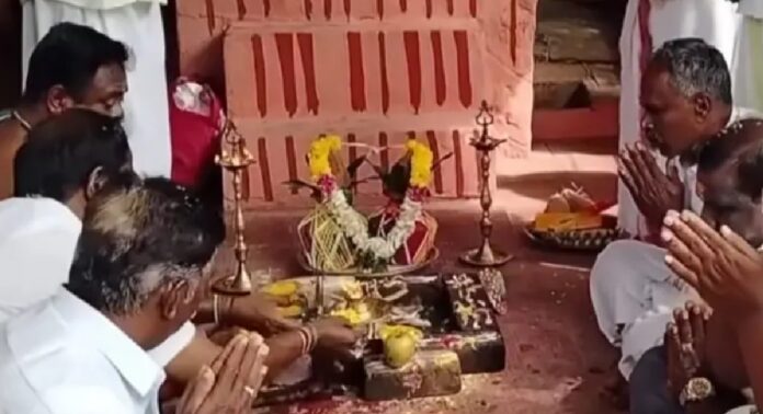 കേരളത്തിൽ മഴ പെയ്യാൻ സർവമത പ്രാർത്ഥനയുമായി തമിഴ്നാട്ടിലെ കർഷകർ കേരളത്തിൽ മഴ പെയ്യാൻ സർവമത പ്രാർത്ഥനയുമായി തമിഴ്നാട്ടിലെ കർഷകർ