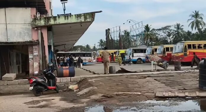 ട്രാന്സ്പോര്ട്ട് മാനേജ്മെന്റ് കമ്മിറ്റി രൂപീകരിക്കാന് സര്ക്കാര് ഉത്തരവ് ട്രാന്സ്പോര്ട്ട് മാനേജ്മെന്റ് കമ്മിറ്റി രൂപീകരിക്കാന് സര്ക്കാര് ഉത്തരവ്