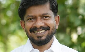 ‘കരിങ്കൊടി കാണിച്ചത് സംഘടനാ തലത്തിൽ എടുത്ത തീരുമാനം’ , ആഡംബര വാഹന യാത്രാ വിവാദത്തിൽ കൂടുതൽ പ്രതികരണത്തിനില്ലെന്ന് മന്ത്രി ഒജെ ജനീഷ്