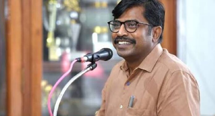 സംസ്ഥാനത്തെ വൈദ്യുതി പ്രതിസന്ധി മുൻകാലങ്ങളിൽ ഉണ്ടായതിൽ നിന്ന് വ്യത്യസ്തവും അഭൂതപൂർവവുമാണെന്ന് കെ.എസ്.ഇ.ബി ചെയർമാൻ സംസ്ഥാനത്തെ വൈദ്യുതി പ്രതിസന്ധി മുൻകാലങ്ങളിൽ ഉണ്ടായതിൽ നിന്ന് വ്യത്യസ്തവും അഭൂതപൂർവവുമാണെന്ന് കെ.എസ്.ഇ.ബി ചെയർമാൻ