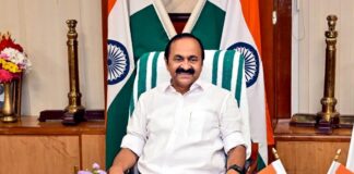 നാളെ സംസ്ഥാനത്തെ സ്കൂളുകൾക്കും കോളേജുകൾക്കും അവധി പ്രഖ്യാപിച്ച് സർക്കാർ