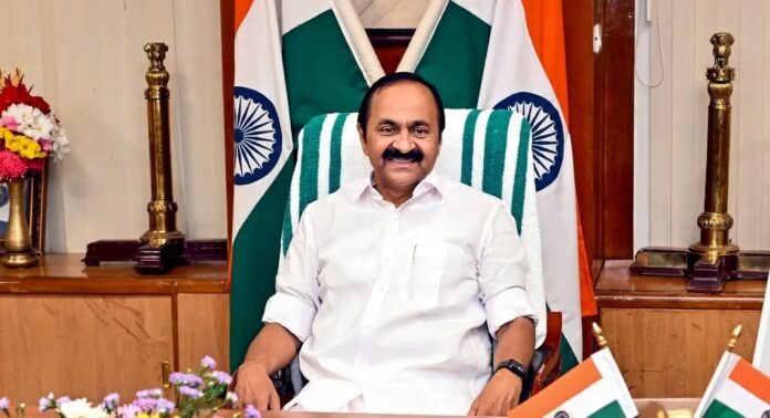 നാളെ സംസ്ഥാനത്തെ സ്കൂളുകൾക്കും കോളേജുകൾക്കും അവധി പ്രഖ്യാപിച്ച് സർക്കാർ നാളെ സംസ്ഥാനത്തെ സ്കൂളുകൾക്കും കോളേജുകൾക്കും അവധി പ്രഖ്യാപിച്ച് സർക്കാർ