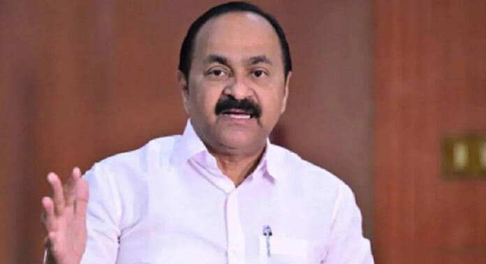 മുണ്ടുമുറുക്കാനൊരുങ്ങി കേരളം; ആദ്യ നാല് മാസത്തിൽ തന്നെ റവന്യൂ കമ്മി പകുതിയോളം! മുണ്ടുമുറുക്കാനൊരുങ്ങി കേരളം; ആദ്യ നാല് മാസത്തിൽ തന്നെ റവന്യൂ കമ്മി പകുതിയോളം!
