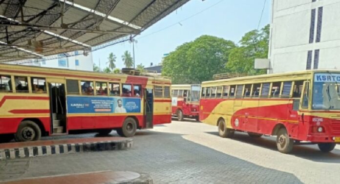 കാൻസർ രോഗികൾക്കുള്ള സൗജന്യ യാത്രയിൽ വിശദീകരണവുമായി കെഎസ്ആർടിസി കാൻസർ രോഗികൾക്കുള്ള സൗജന്യ യാത്രയിൽ വിശദീകരണവുമായി കെഎസ്ആർടിസി