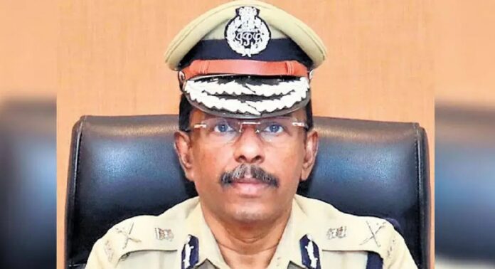 ഗൺമാൻമാരുടെ മർദനക്കേസ് അട്ടിമറി ; എം.ആർ അജിത്കുമാർ സെൻട്രൽ അഡ്മിനിസ്ട്രേറ്റീവ് ട്രിബ്യൂണലിനെ സമീപിച്ചേക്കും ഗൺമാൻമാരുടെ മർദനക്കേസ് അട്ടിമറി ; എം.ആർ അജിത്കുമാർ സെൻട്രൽ അഡ്മിനിസ്ട്രേറ്റീവ് ട്രിബ്യൂണലിനെ സമീപിച്ചേക്കും