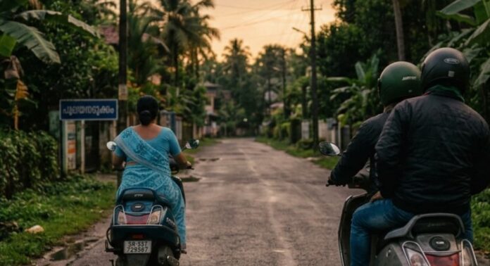 സ്കൂട്ടറിൽ യാത്ര ചെയ്യുകയായിരുന്ന വീട്ടമ്മയുടെ സ്വർണ്ണമാല കവർന്നു സ്കൂട്ടറിൽ യാത്ര ചെയ്യുകയായിരുന്ന വീട്ടമ്മയുടെ സ്വർണ്ണമാല കവർന്നു